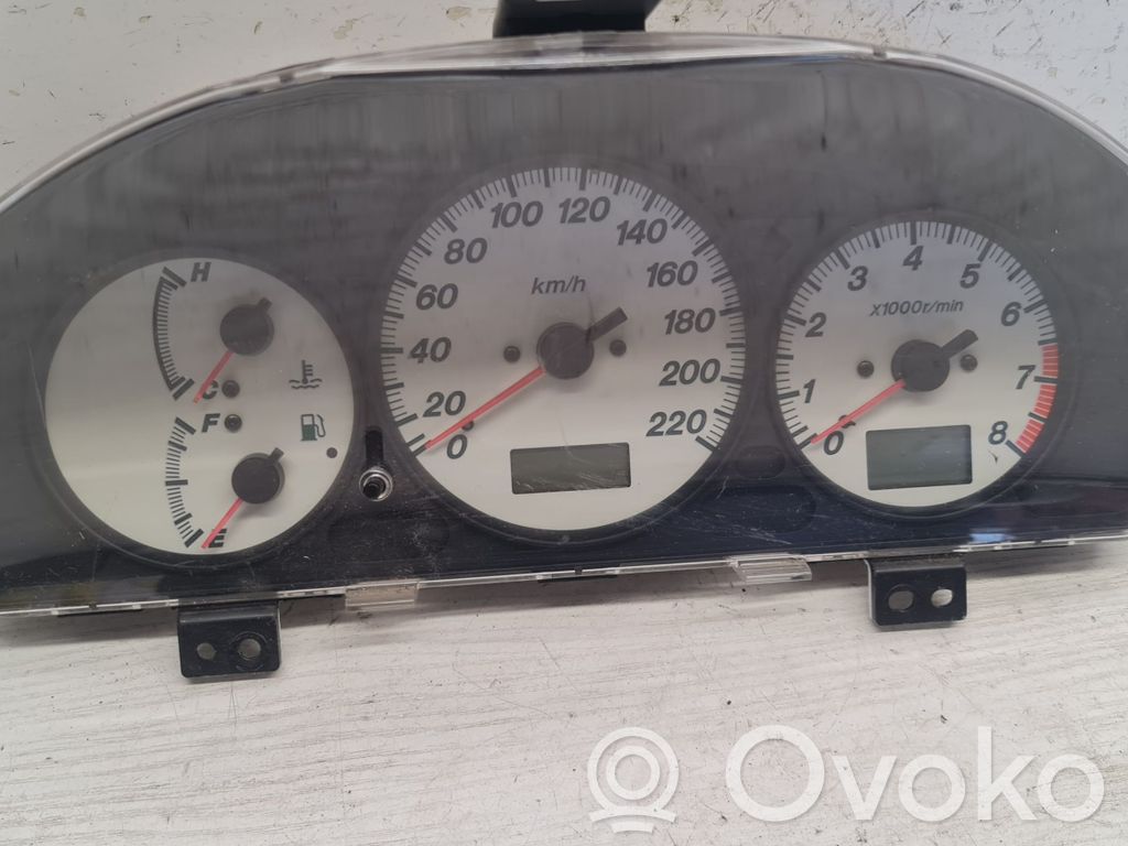 Mazda Premacy Speedometer (instrument cluster) 