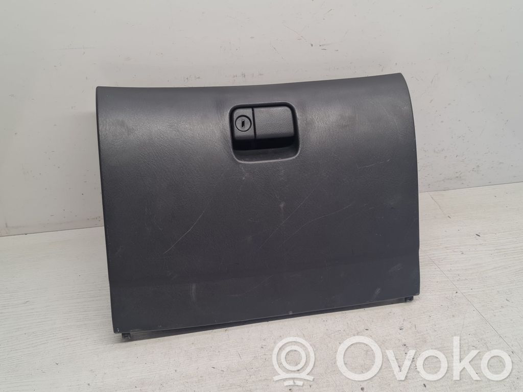 Mazda Premacy Glove box set 