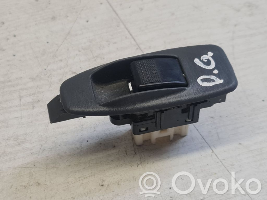 Mazda Premacy Electric window control switch 