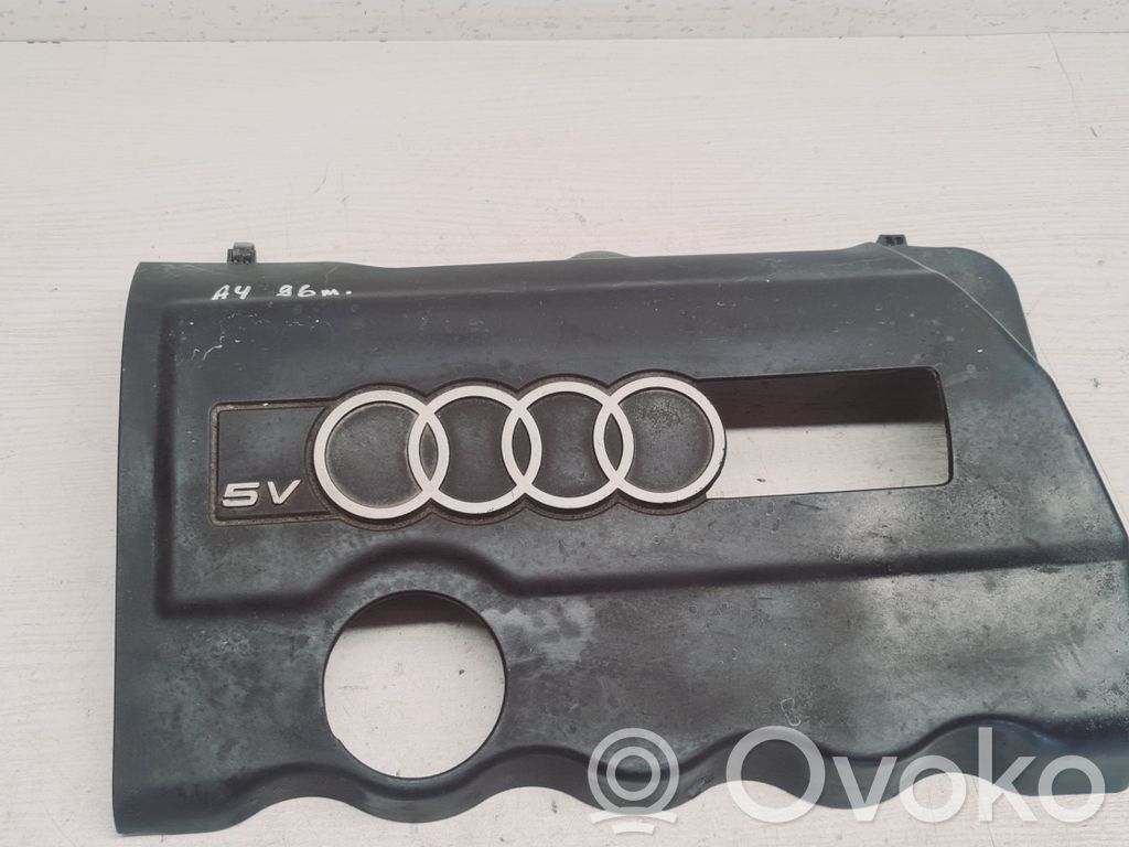 Audi A4 S4 B5 8D Motorabdeckung 