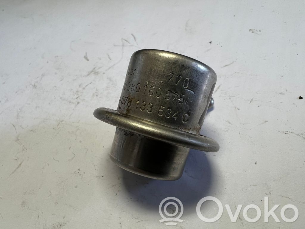 Regulator ciśnienia paliwa   078133534C,078133534C,0280160575
