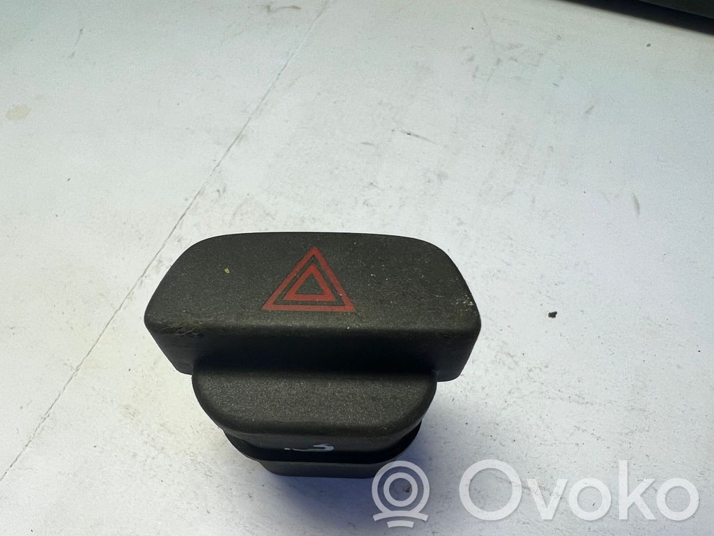 Ford Focus Hazard light switch 
