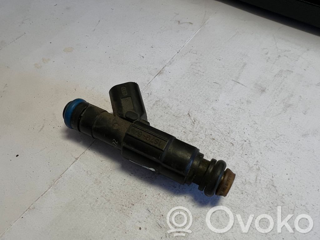 Ford C-MAX I Fuel injector 
