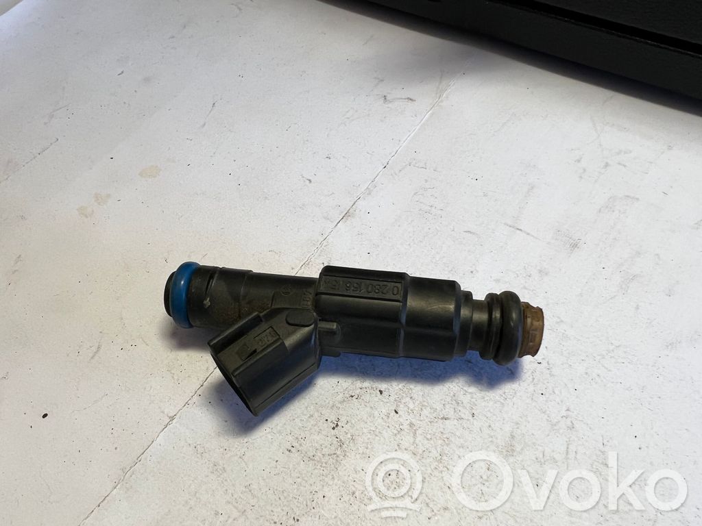Ford C-MAX I Fuel injector 