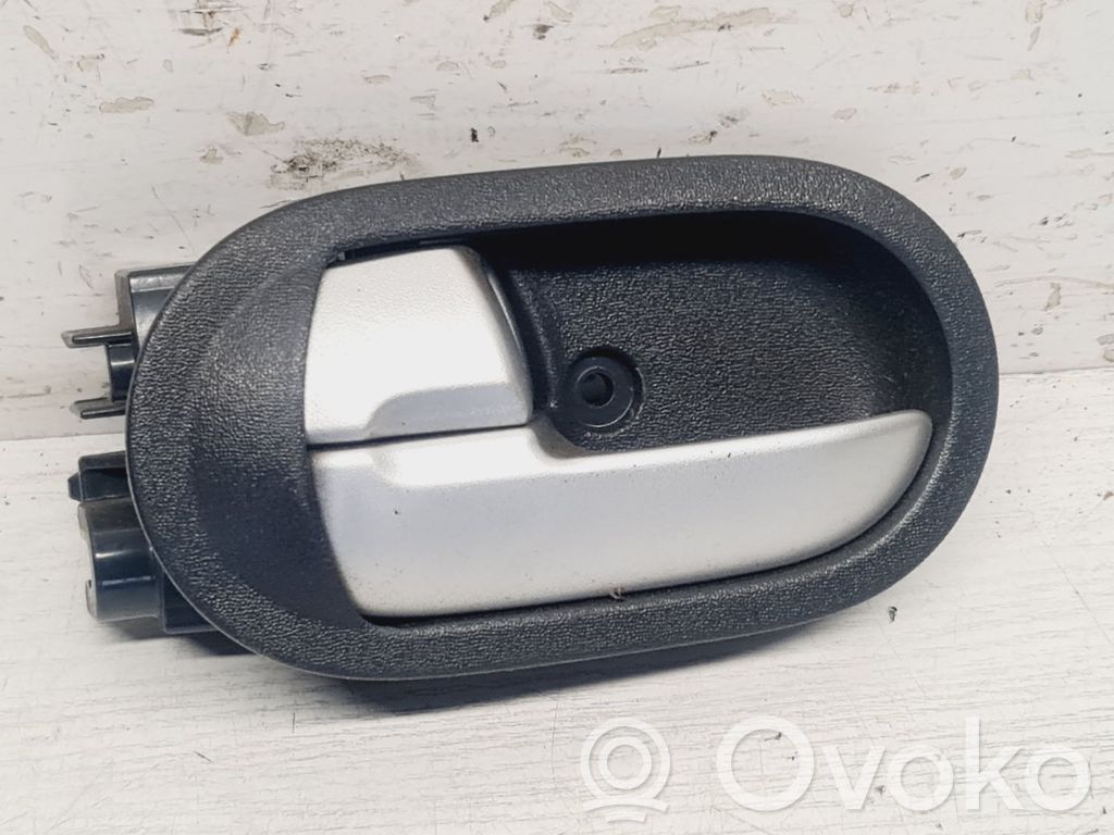 Mitsubishi Colt Front door interior handle 