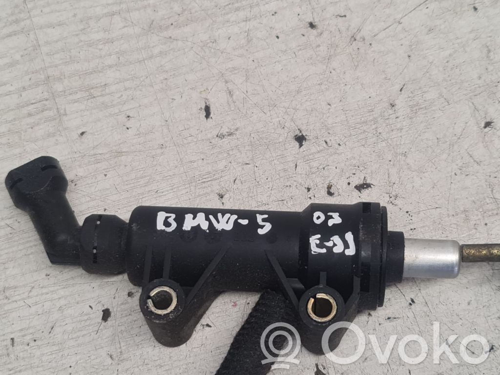 BMW 5 E39 Cilindro maestro de embrague 