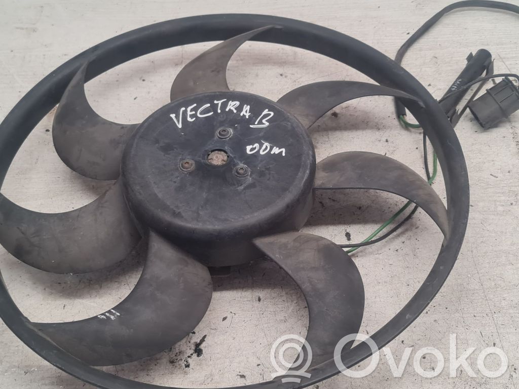 Opel Vectra B Elektryczny wentylator chłodnicy 
