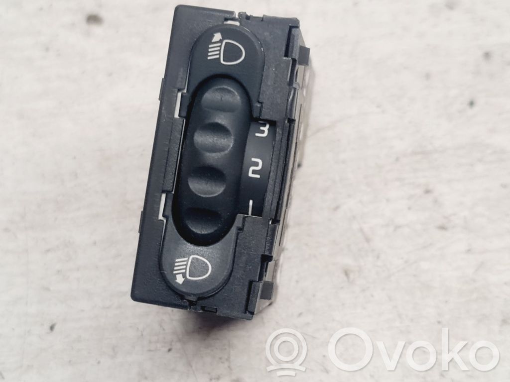 Renault Megane I Headlight level height control switch 