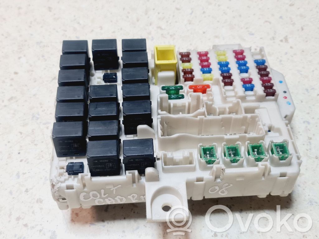 Módulo de fusible   8565A108,1791H0A1,1571H0A