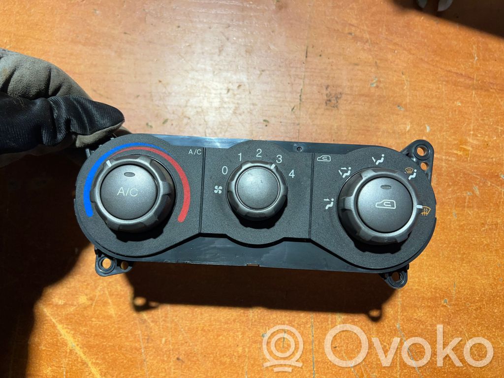 Hyundai Matrix Climate control unit 