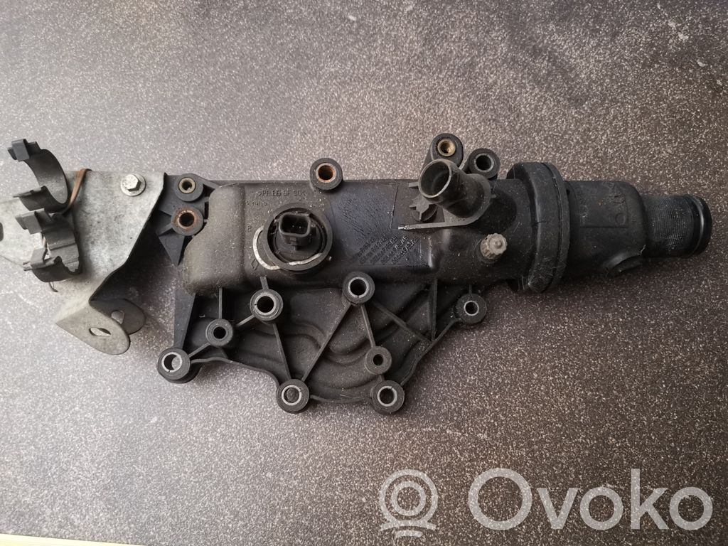 Renault Megane III Termostaatin kotelo 