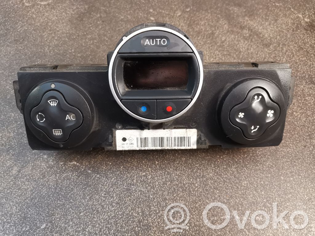 Renault Clio III Climate control unit 