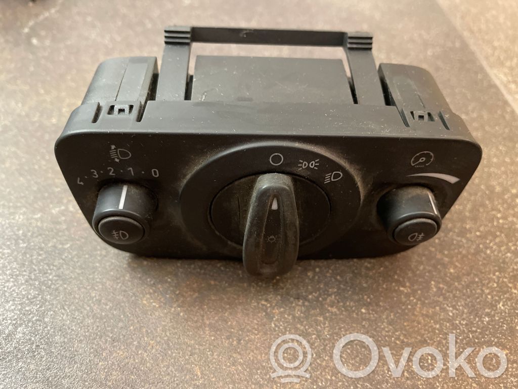 Ford Mondeo MK IV Light switch 