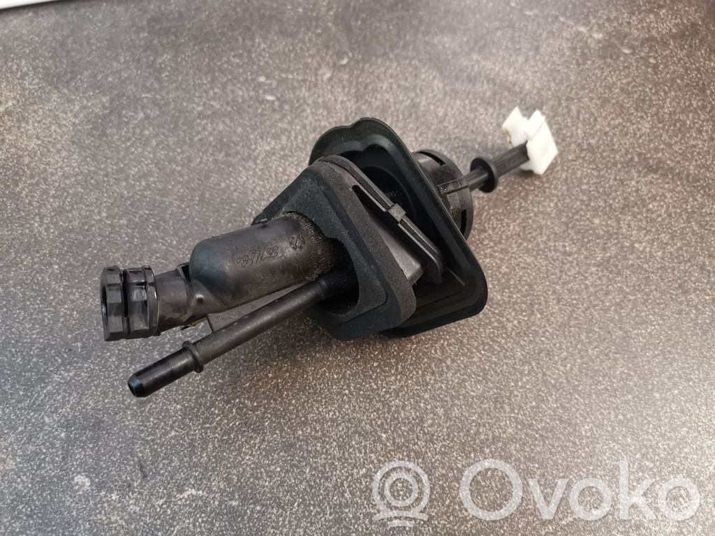Mazda 3 II Kytkimen pääsylinteri 