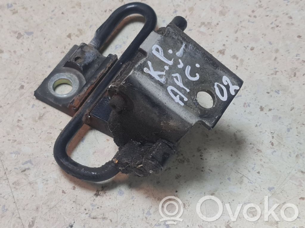 Audi A4 S4 B6 8E 8H Etuoven yläsarana 