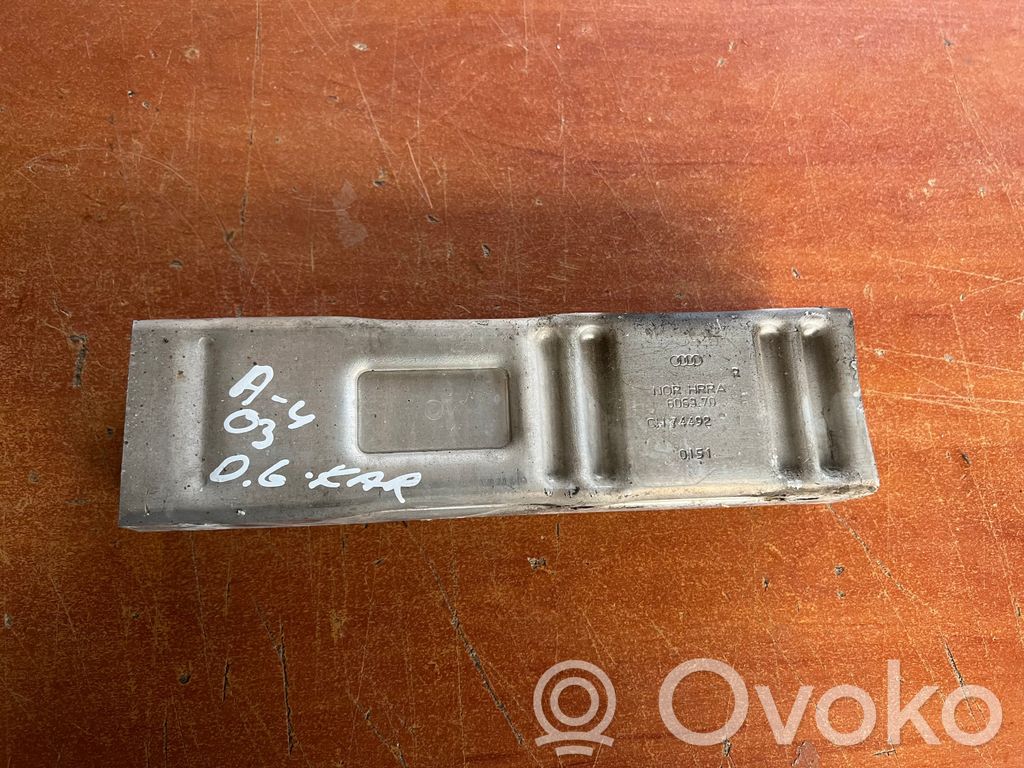 Audi A4 S4 B6 8E 8H Odbój / Amortyzator zderzaka tylnego 