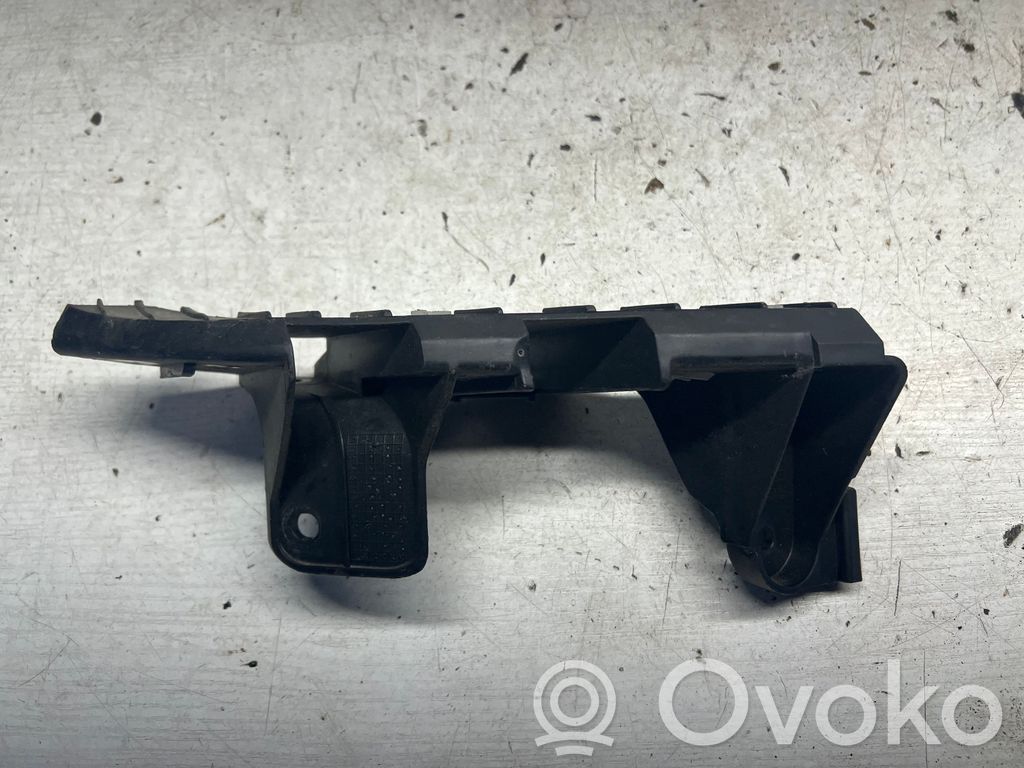 Seat Leon (1P) Rear bumper mounting bracket 