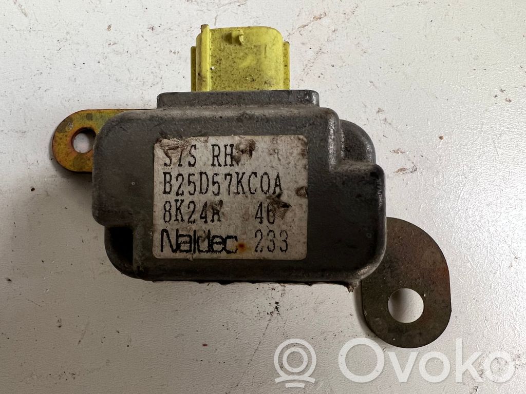 Mazda 323 F Airbagsensor Crashsensor Drucksensor 