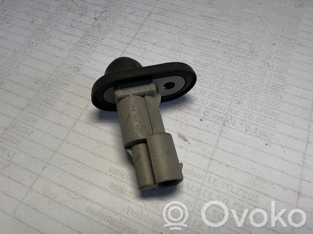 Opel Meriva A Sensor de la puerta delantera 