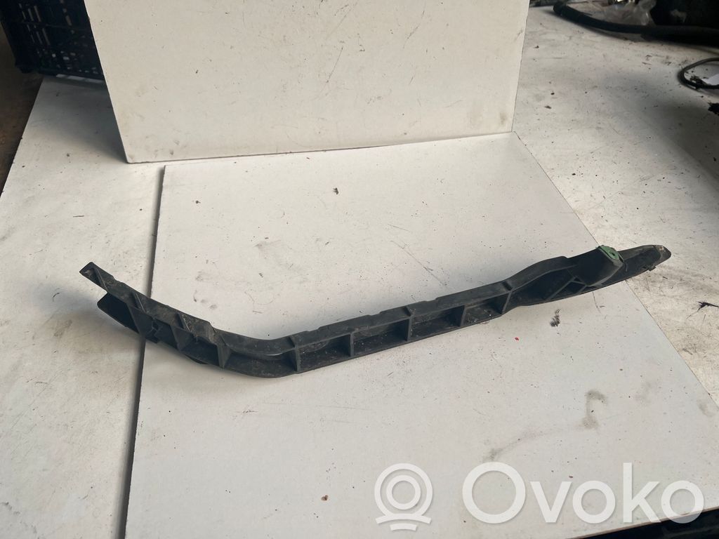 Opel Meriva A Soporte de montaje del parachoques trasero 