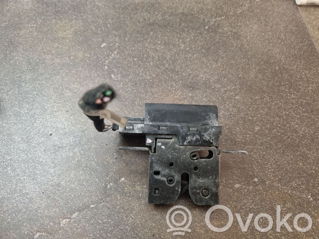 Renault Scenic I Loading door lock 