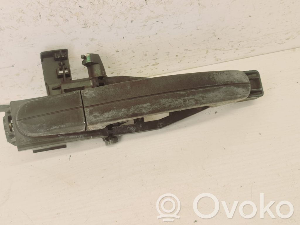 Ford Focus Manecilla externa puerta trasera 