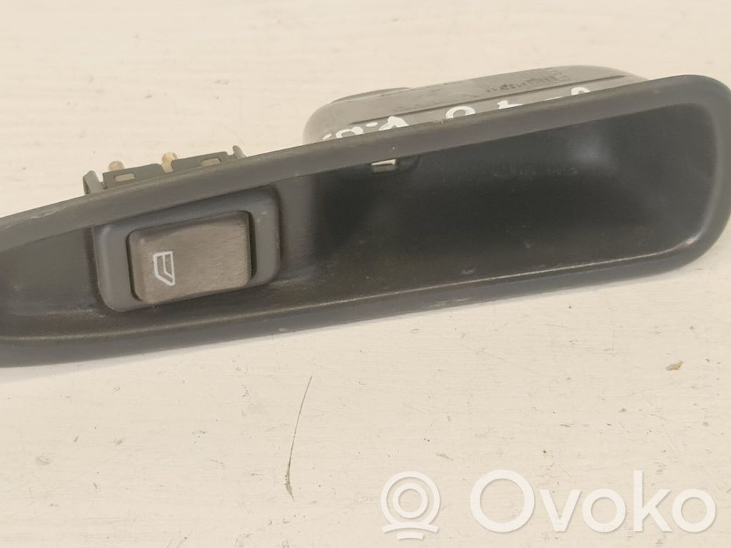 Volvo S40, V40 Electric window control switch 