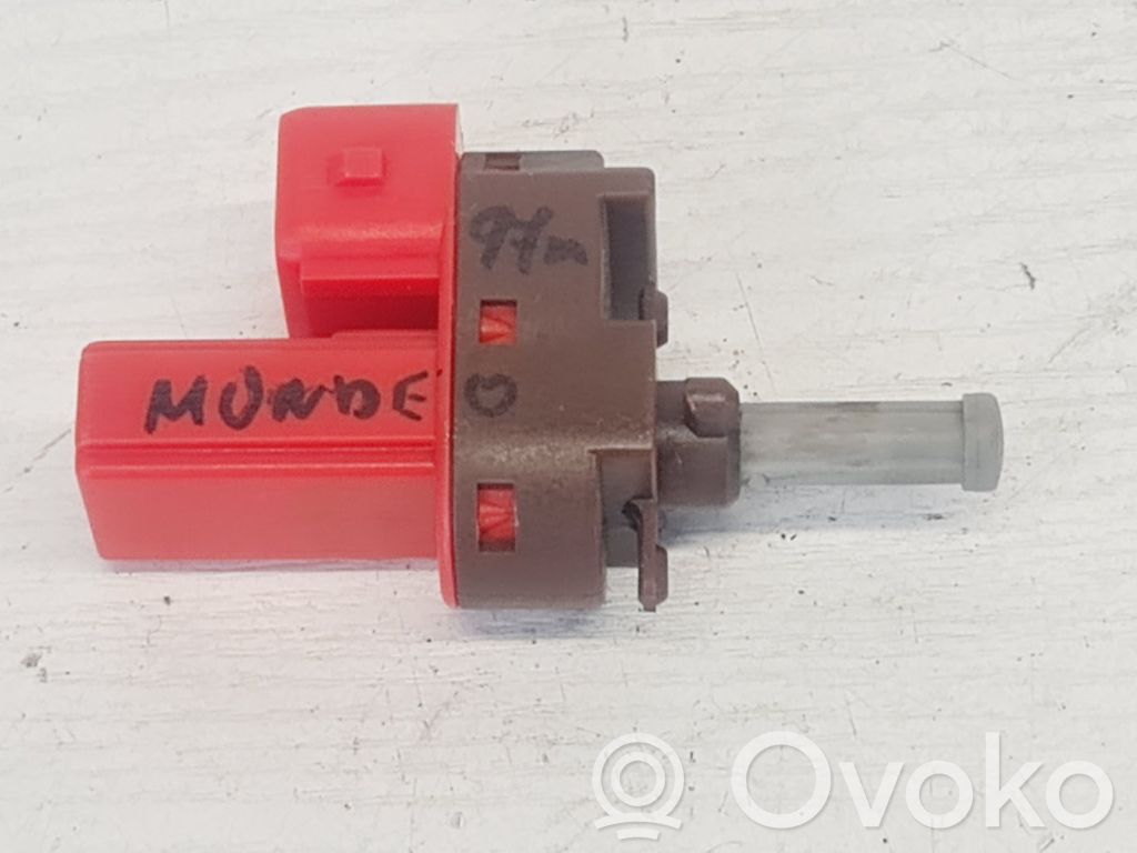 Ford Mondeo MK II Brake pedal sensor switch 