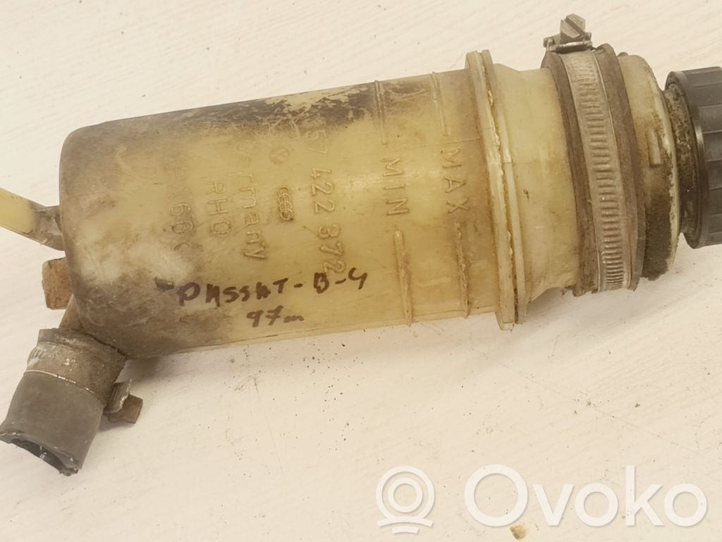 Volkswagen PASSAT B4 Ohjaustehostimen nestesäiliö 