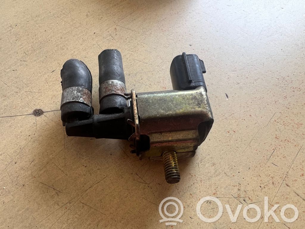 Válvula de vacío   K5T48474