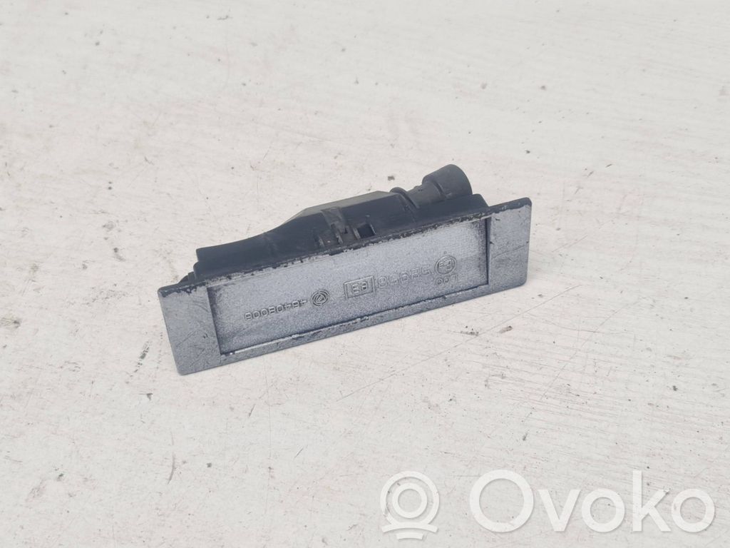 Alfa Romeo 166 Éclairage de plaque d'immatriculation 