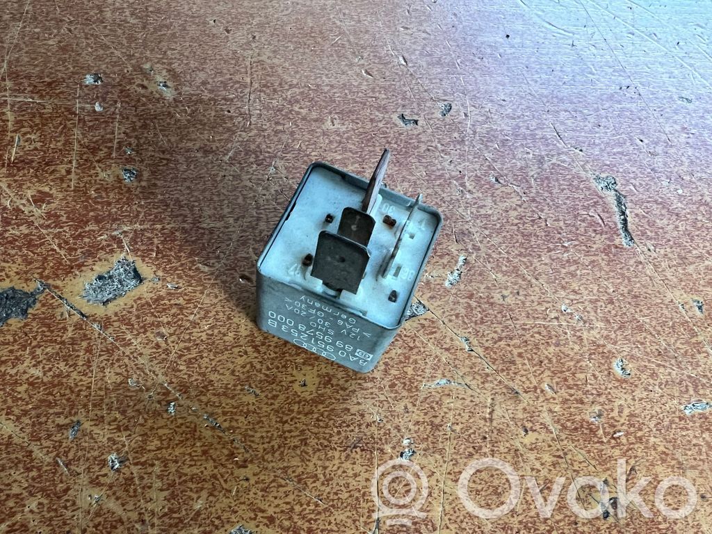 Audi A4 S4 B5 8D Other relay 