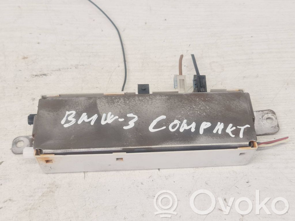 BMW 3 E46 Antenos stiprintuvas 