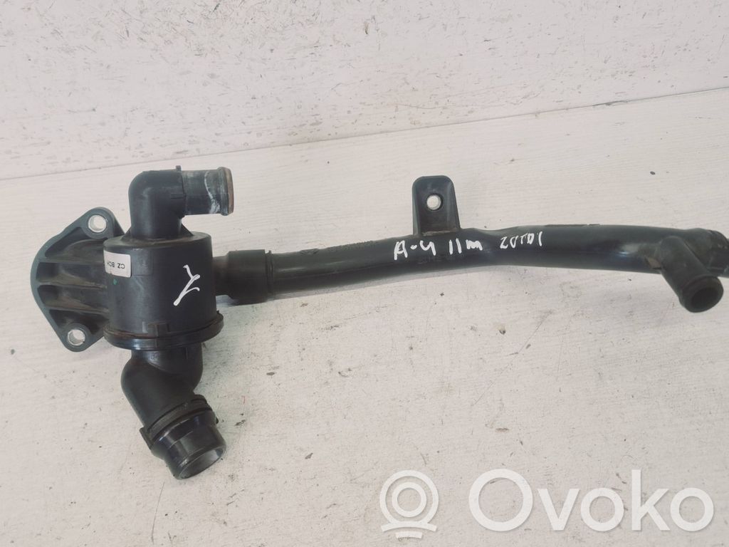 Audi A4 S4 B8 8K Termostat / Obudowa termostatu 