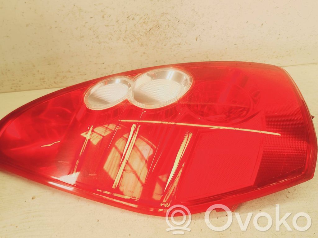 Mazda 5 Rear/tail lights 