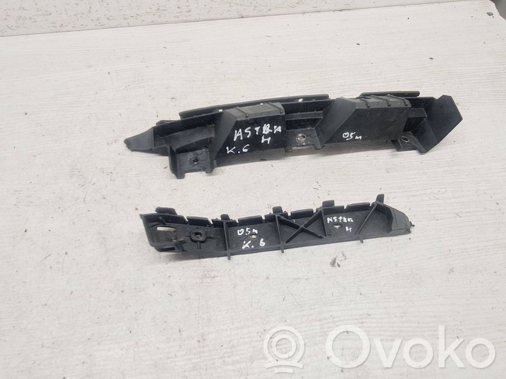 Opel Astra H Rear bumper mounting bracket 
