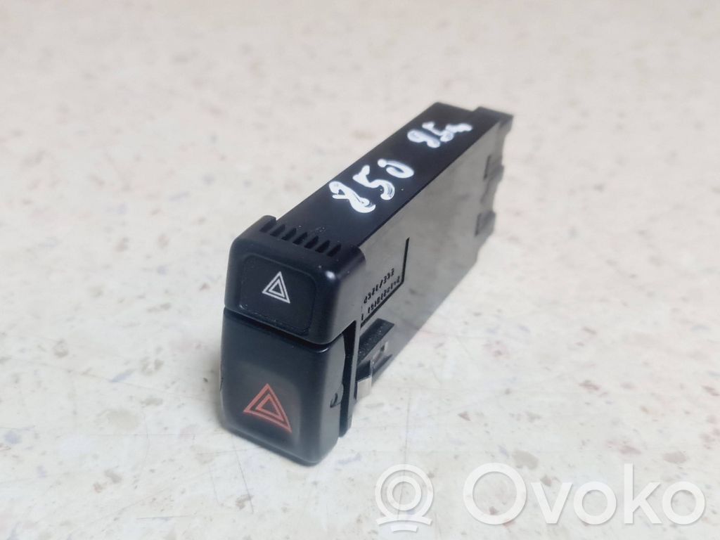 Volvo 850 Hazard light switch 