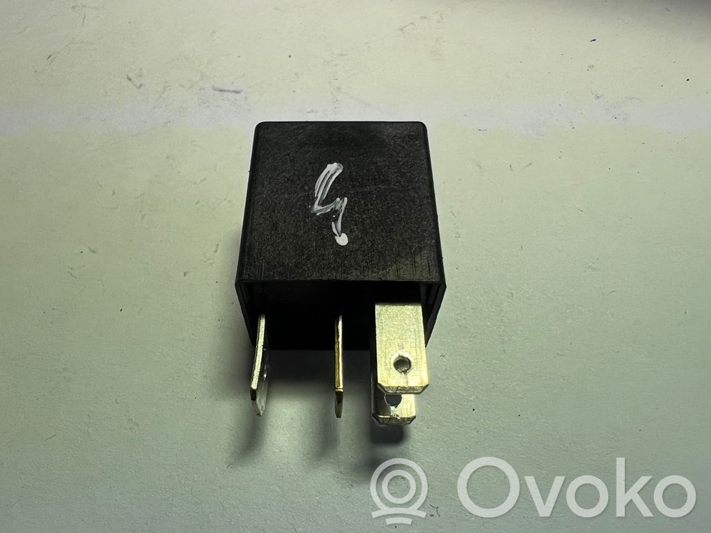 Opel Astra G Other relay 