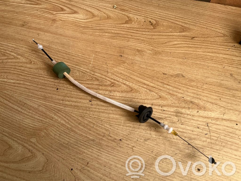 Línea de cable puerta delantera   4F0837085A