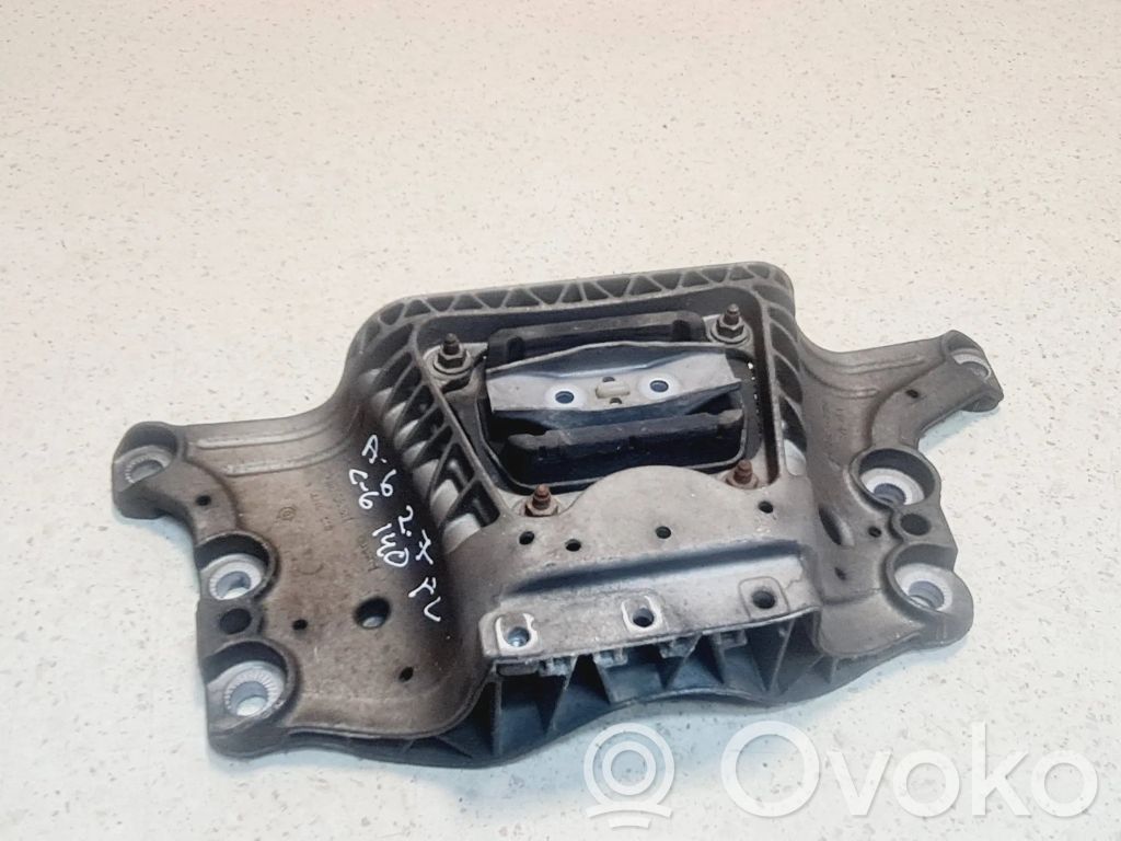 Audi A6 S6 C6 4F Gearbox mounting bracket 