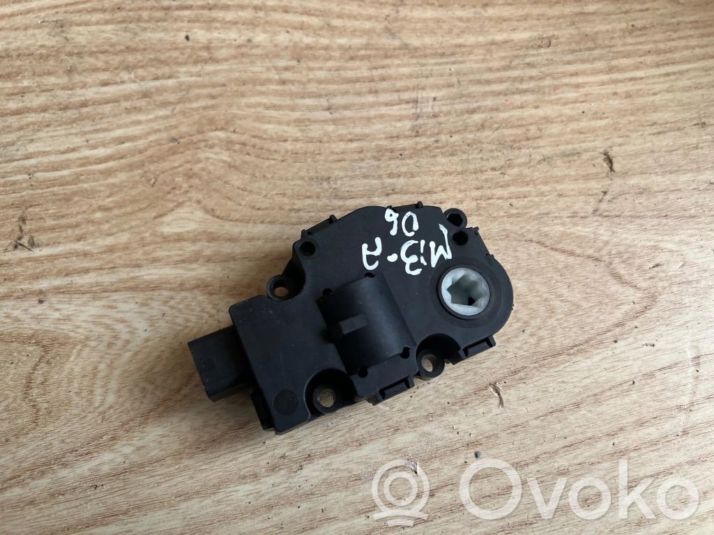 Mercedes-Benz A W169 Air flap motor/actuator 