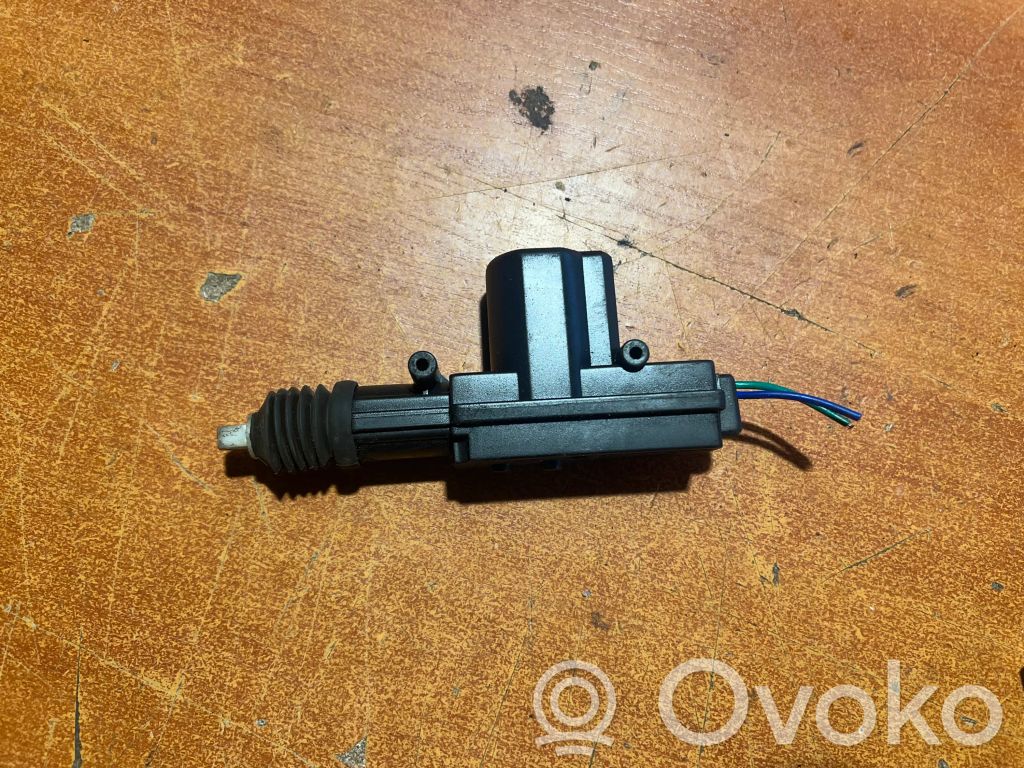 Volkswagen Transporter - Caravelle T4 Central locking motor 