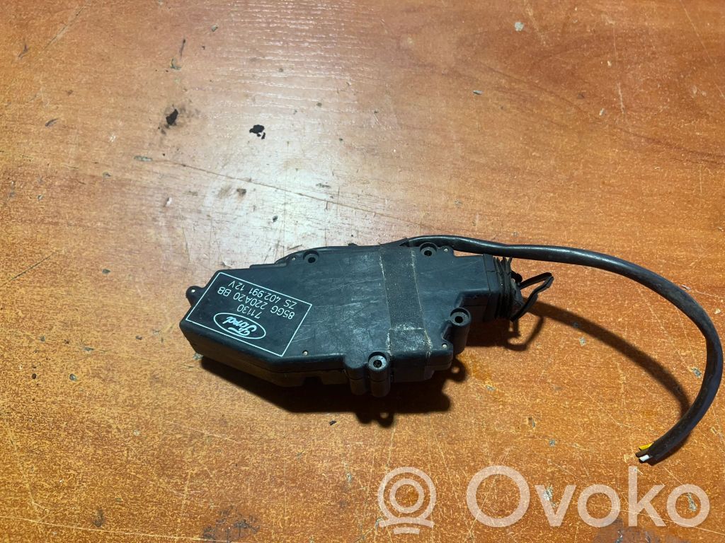 Ford Scorpio Keskuslukituksen moottori 