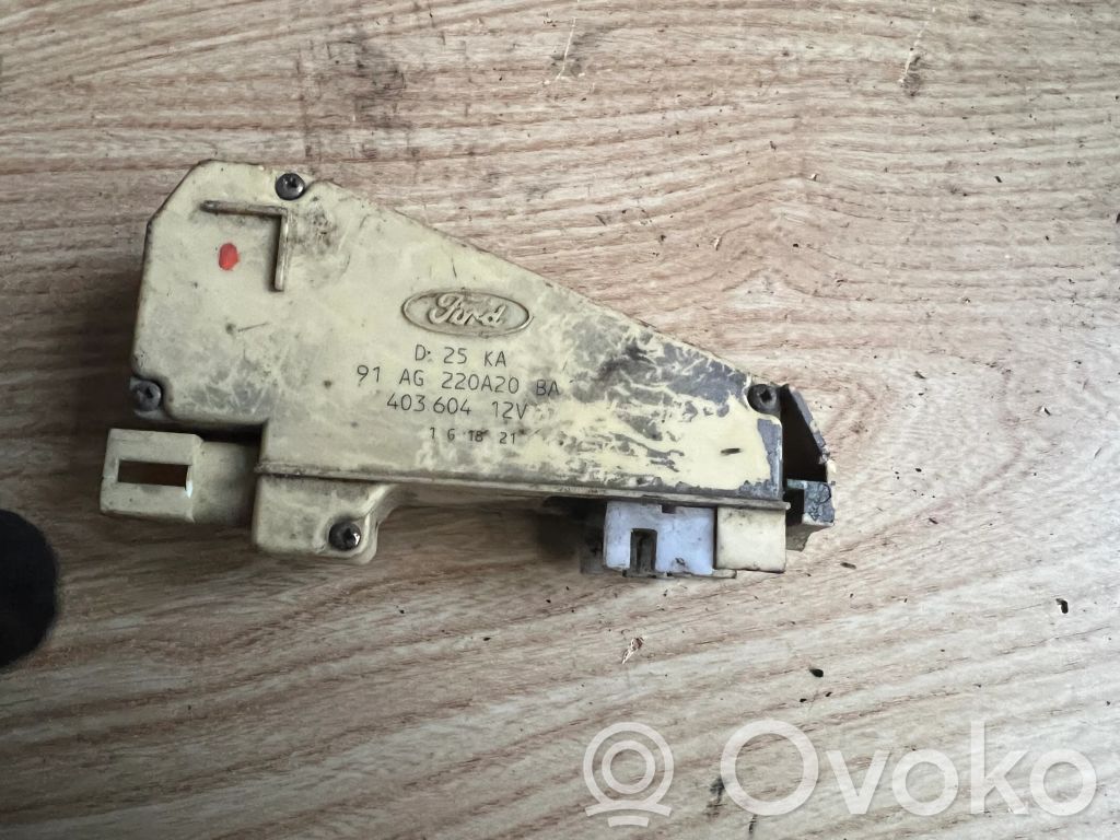 Ford Escort Centrālās atslēgas motoriņš 