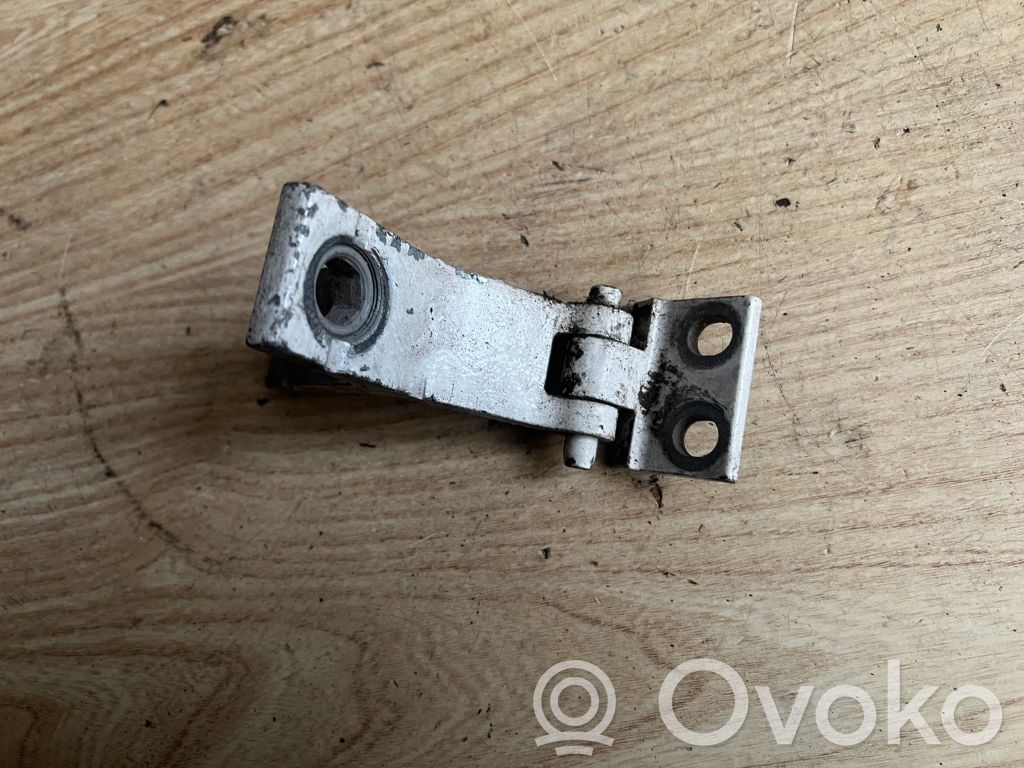Audi 80 90 B3 Front door upper hinge 