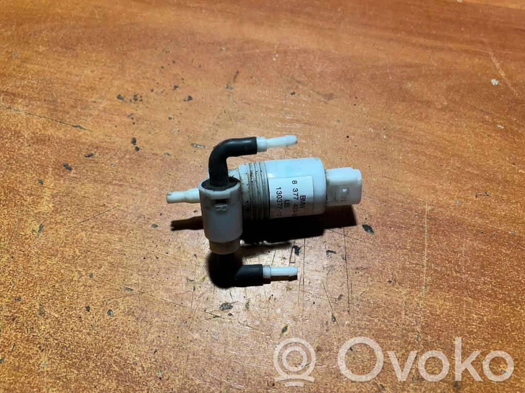 Mini One - Cooper R50 - 53 Windscreen/windshield washer pump 