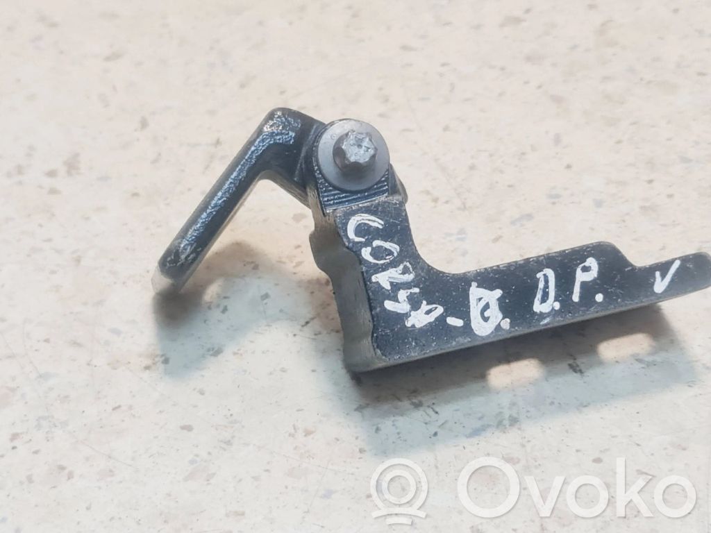 Opel Corsa D Priekšpusē augšējā vira (eņģe) 