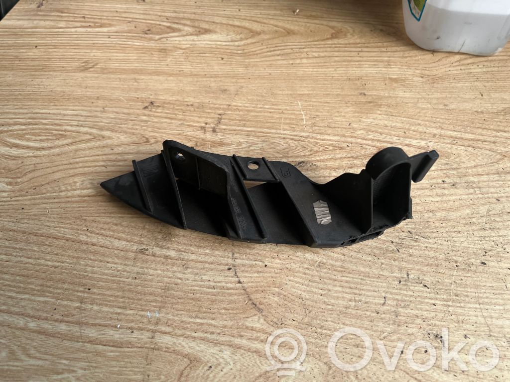 Seat Leon (1P) Rear bumper mounting bracket 