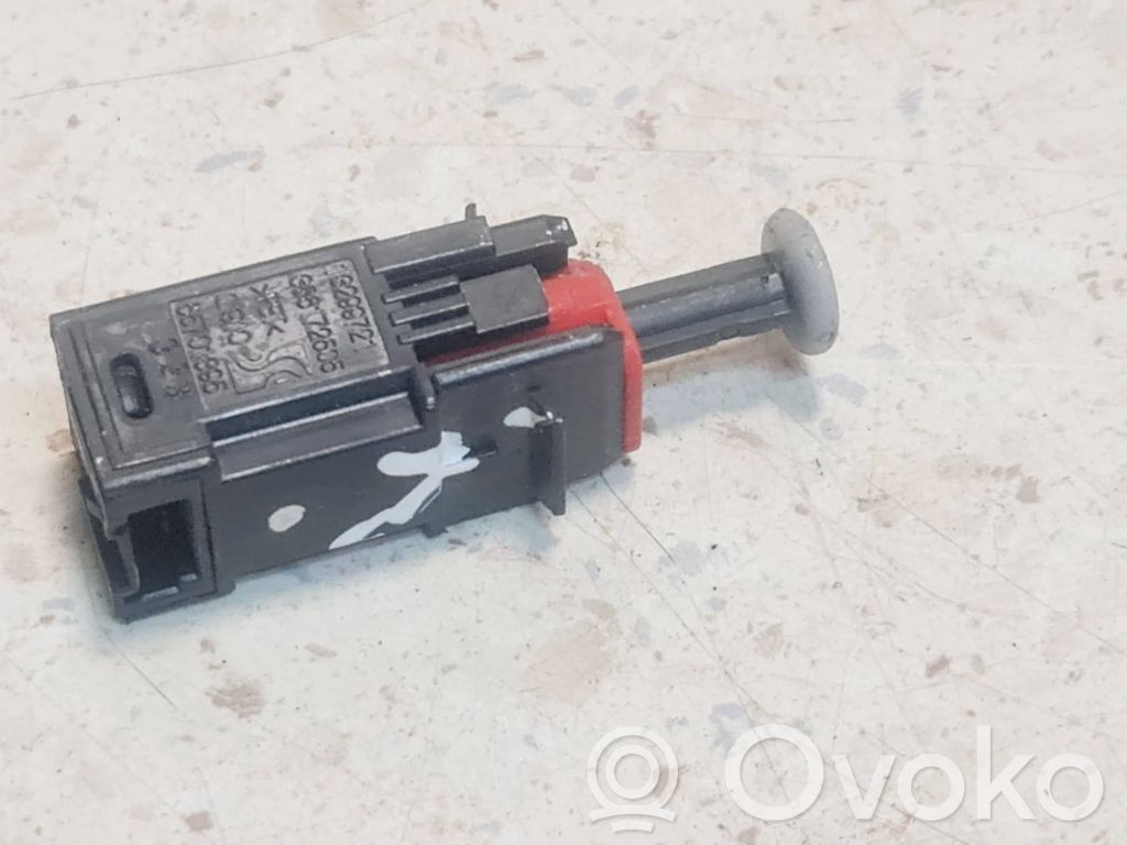 Opel Corsa D Czujnik pedału hamulca / stopu 