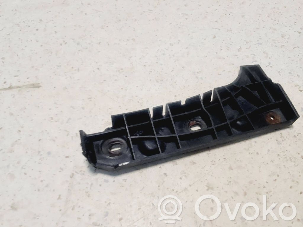 Front bumper mounting bracket   4B0807284B